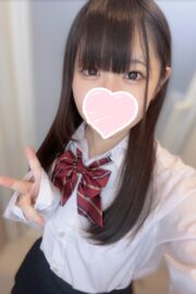 ゆゆ（JK上がりたて18歳）