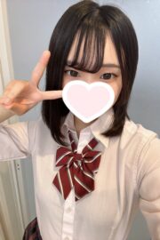 るる（JK上がりたて18歳）